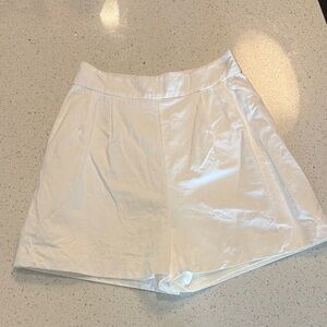 BCBGMaxAzria Crisp White Women's Skorts
